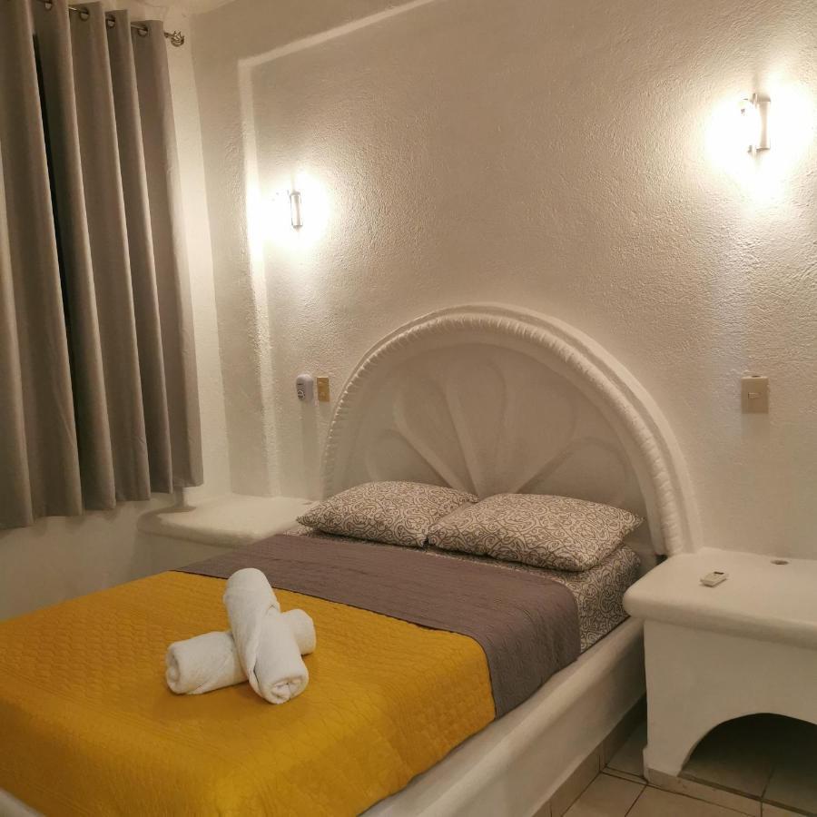 Comfy 2Bedroom Minutes From Downtown & Fast Wi-Fi Zihuatanejo Exterior photo